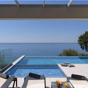 3 bedroom villa with pool & sea views, Agios Mathaios, sleeps 6